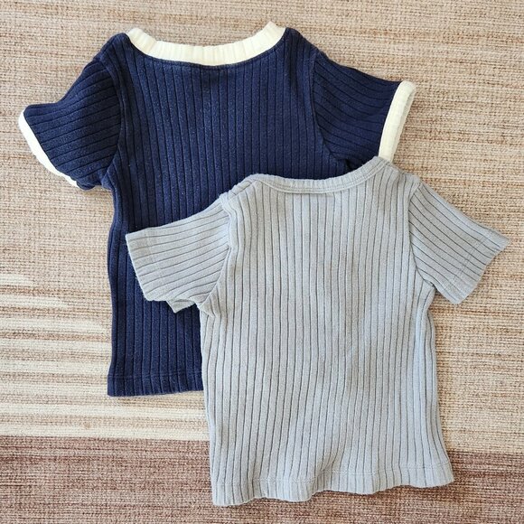 2 Kate Quinn ribbed t-shirts - Picture 3 of 3